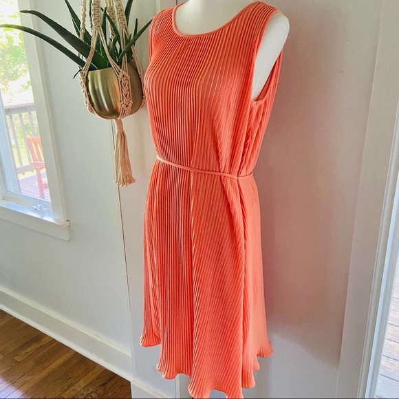Ann Taylor Pleated Dress Coral Sleeveless Small - Picture 4 of 6